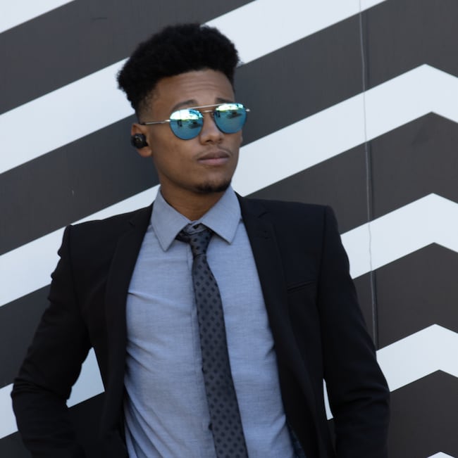 Agent Photo