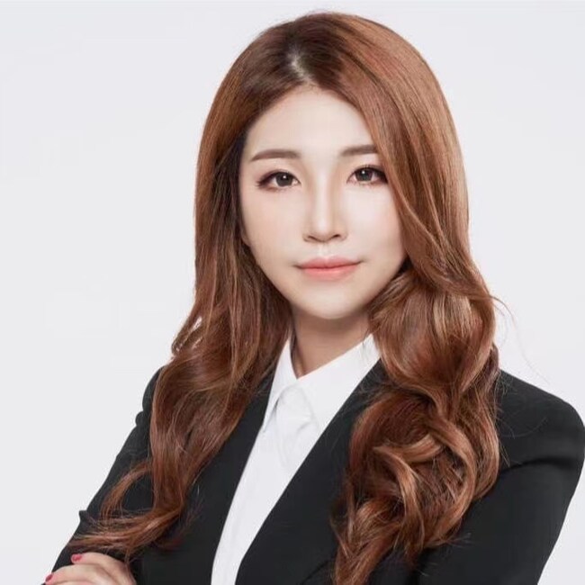 Mengying Chen Real Estate Agent - B Square Realty