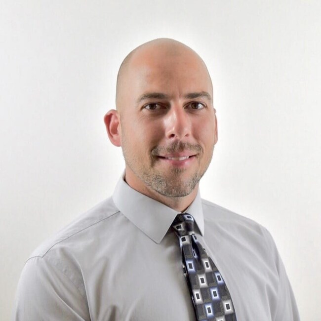 Agent Photo