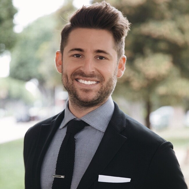 Agent Photo