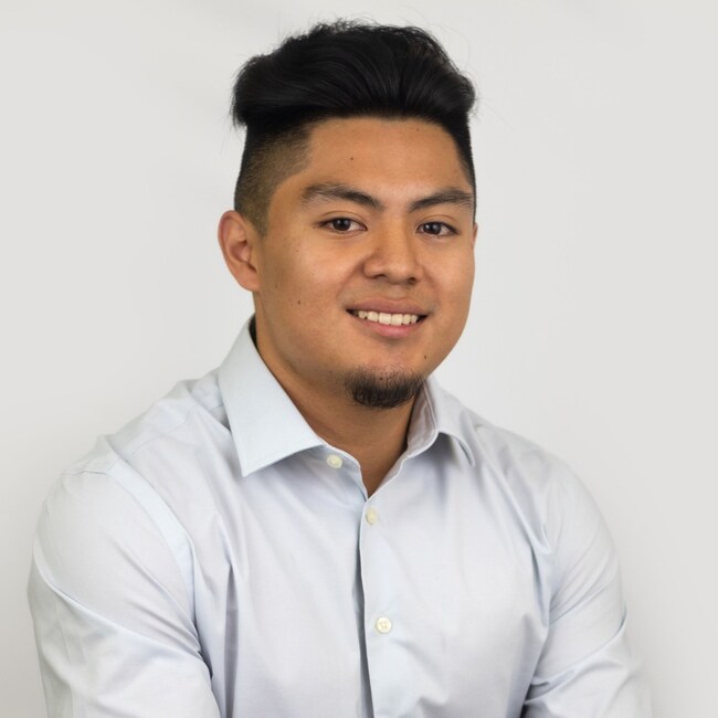 Agent Photo