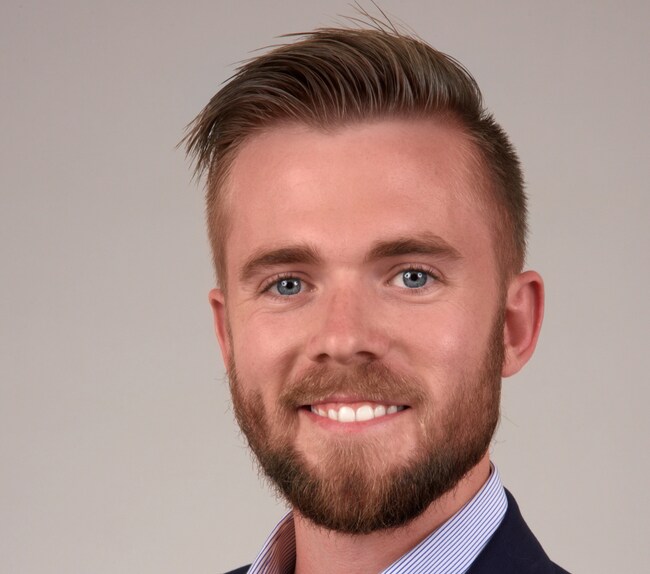 Agent Photo