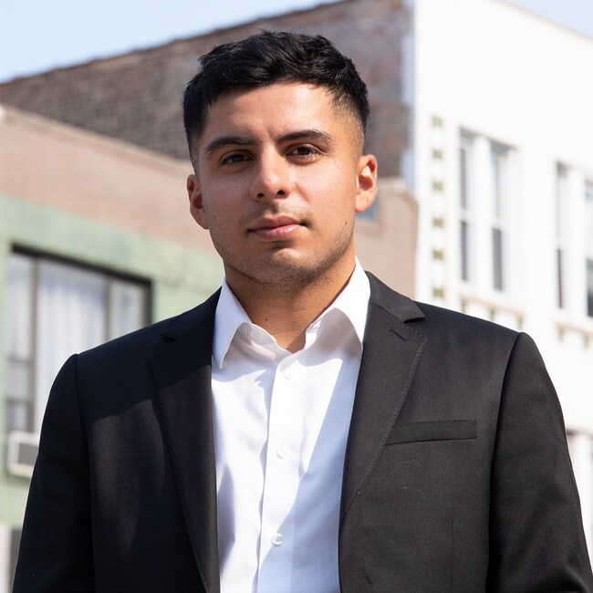 Agent Photo